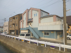 施工前の全体外観です。